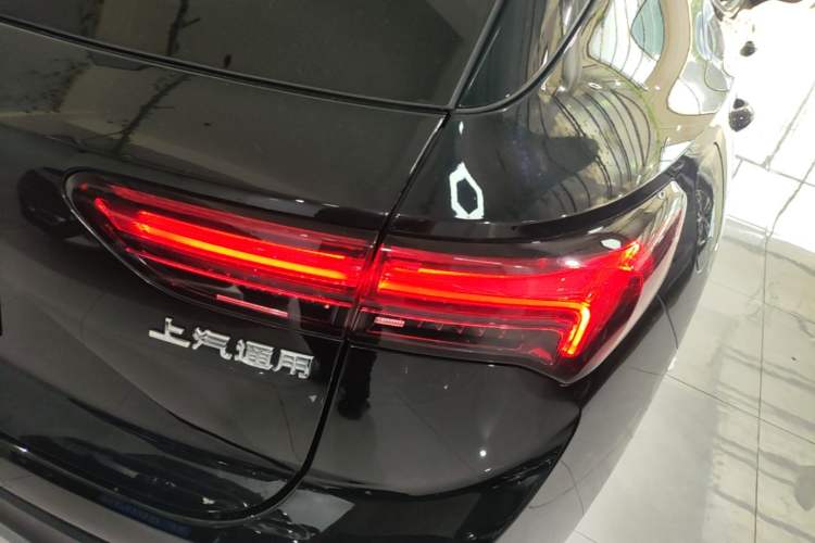 Used Buick Envision 2022 Encore S 552T Two-Wheel-Drive Luxury Model Right Rear Taillight