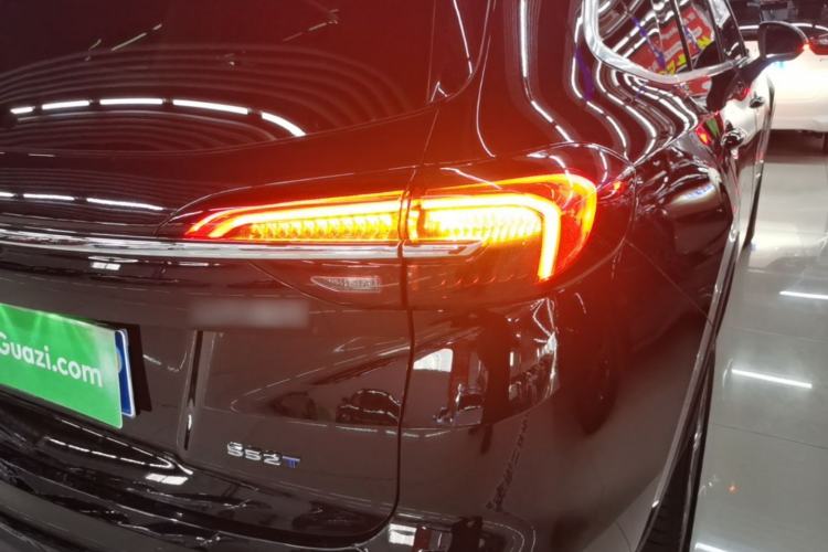 Used Buick Envision 2022 Facelift Encore Plus 552T Five-Seat Luxury Model Right Rear Taillight
