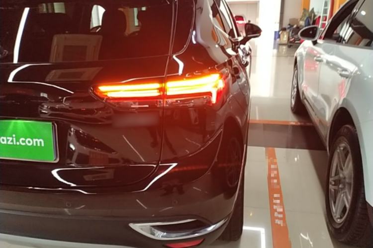 Used Buick Envision 2022 Facelift Encore S 652T Two-Wheel-Drive Luxury Model Right Rear Taillight