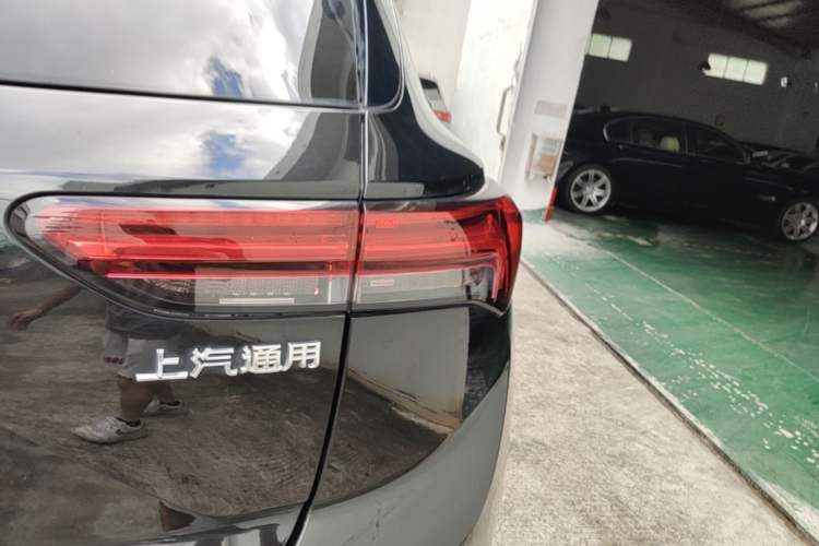 Used Buick Envision 2022 Encore S GS Two-Wheel Drive Smart Sport Model Right Rear Taillight