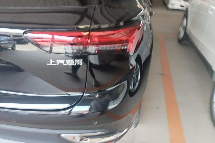 Used Buick Envision 2022 Encore S 552T Two-Wheel Drive Elite Model Right Rear Taillight