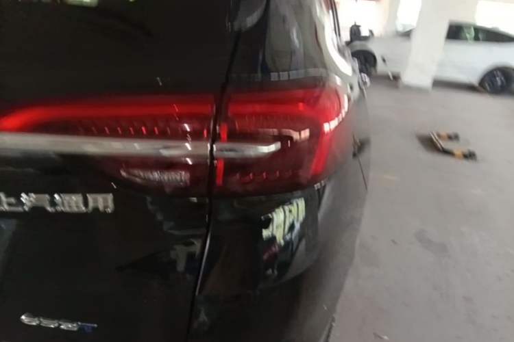 Used Buick Envision 2022 Encore Plus 652T Five-Seat Luxury Model Right Rear Taillight