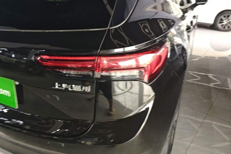 Used Buick Envision 2022 Facelift Encore S 552T Two-Wheel-Drive Luxury Model Right Rear Taillight