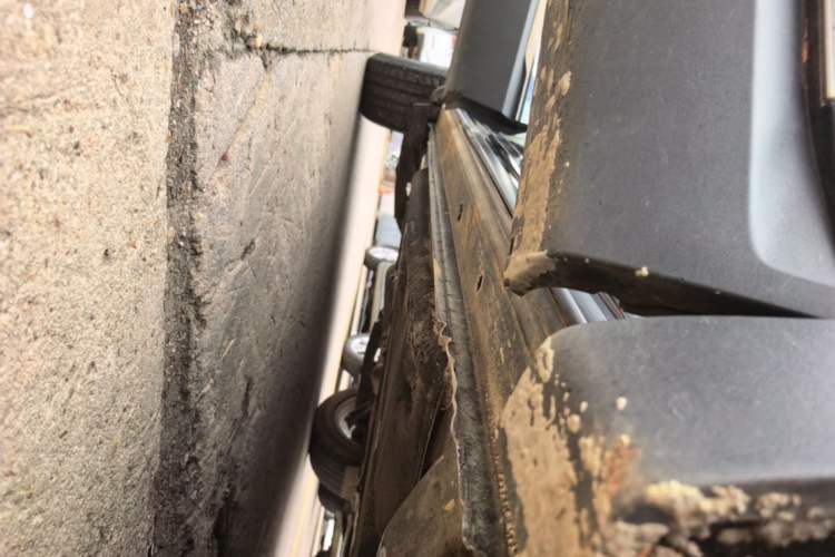 Used Buick Envision 2022 Encore S 552T Two-Wheel Drive Elite Model Right Side Sill