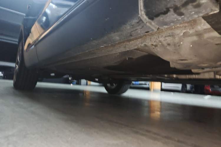 Used Buick Envision 2022 Facelift Encore S 552T Two-Wheel-Drive Luxury Model Right Side Sill