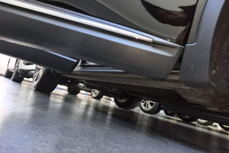 Used Buick Envision 2022 Facelift Encore S 552T Two-Wheel Drive Elite Model Right Side Sill