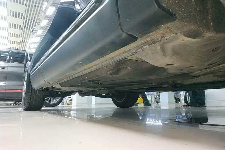 Used Buick Envision 2022 Encore S 652T Two-Wheel Drive Elite Model Right Side Sill