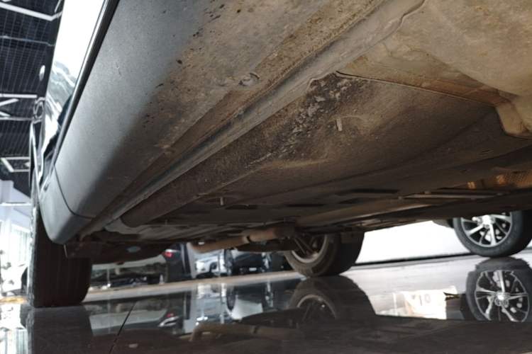 Used Buick Envision 2022 Facelift Encore S 552T Two-Wheel-Drive Luxury Model Right Side Sill