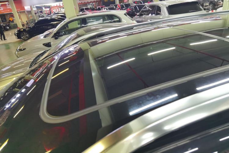 Used Buick Envision 2022 Encore Plus 652T Five-Seat Luxury Model Roof