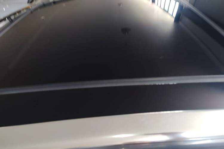 Used Buick Envision 2022 Facelift Encore S 552T Two-Wheel-Drive Luxury Model Roof