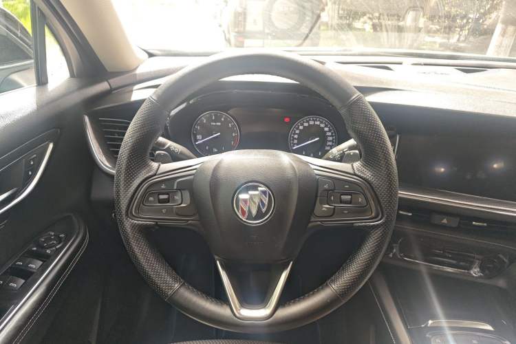 Used Buick Envision 2022 Encore S 552T Two-Wheel Drive Elite Model Steering Wheel