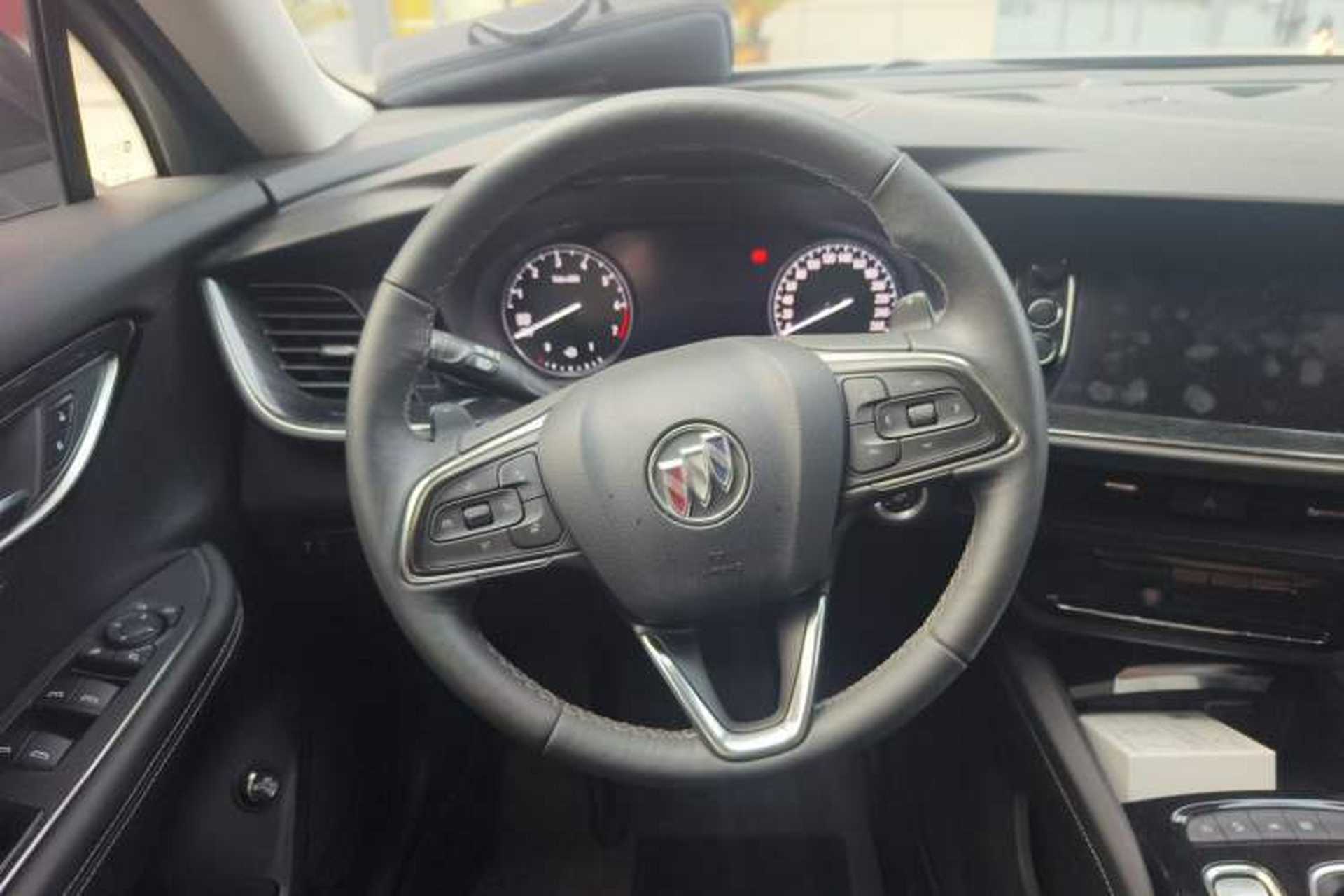 Used Buick Envision 2022 Encore Plus 652T Five-Seat All-Wheel-Drive Luxury Model Steering Wheel