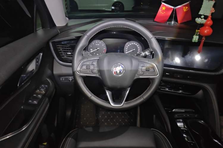 Used Buick Envision 2022 Encore Plus 552T Five-Seat Luxury Model Steering Wheel