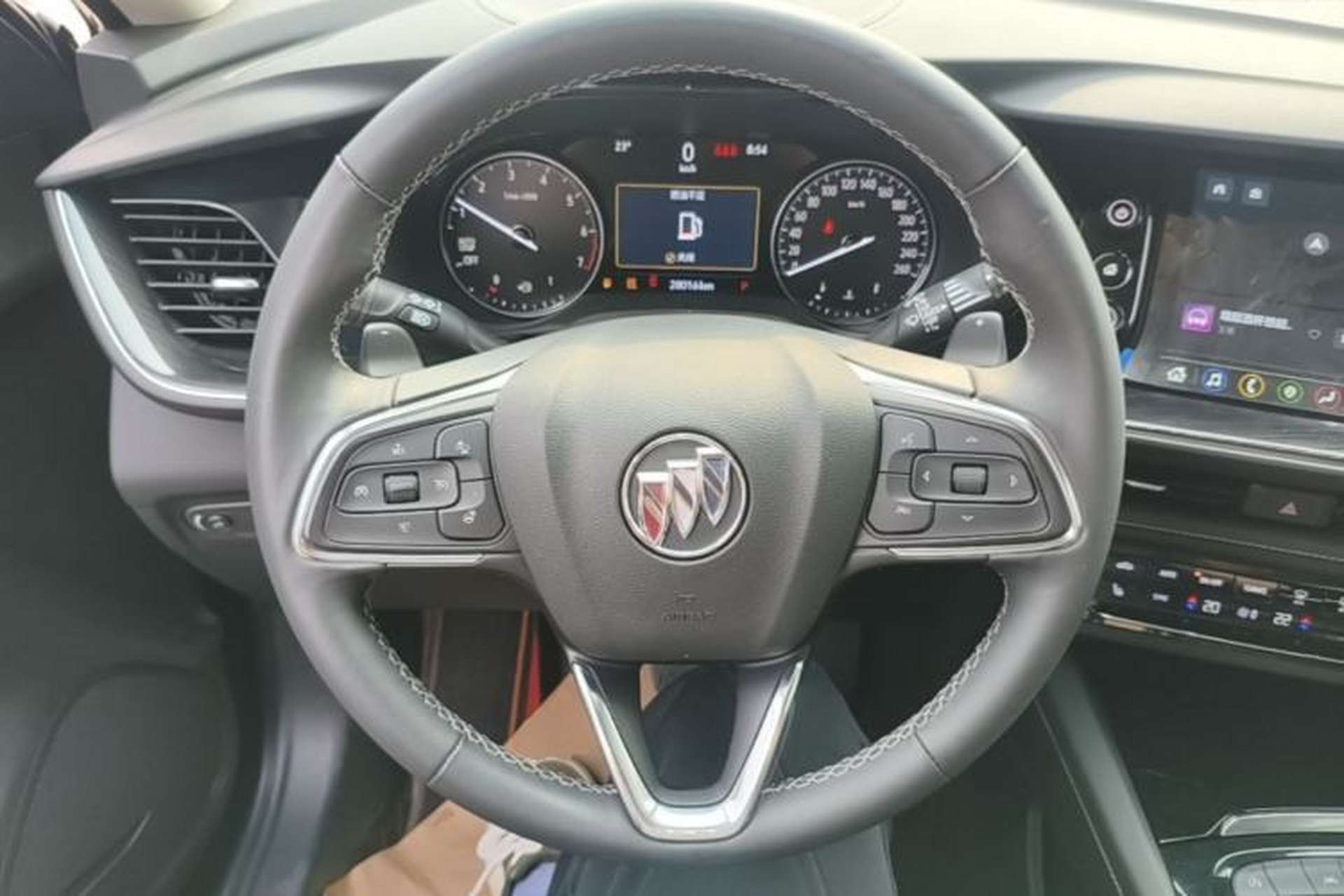 Used Buick Envision 2022 Encore Plus 652T Five-Seat Luxury Model Steering Wheel