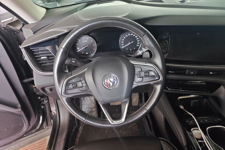 Used Buick Envision 2022 Encore Plus 652T Five-Seat All-Wheel-Drive Luxury Model Steering Wheel