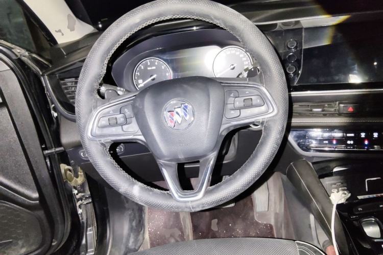 Used Buick Envision 2022 Encore S 552T Two-Wheel-Drive Luxury Model Steering Wheel
