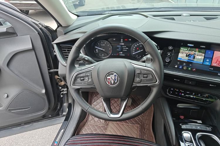 Used Buick Envision 2022 Encore S 652T Two-Wheel-Drive Luxury Model Steering Wheel
