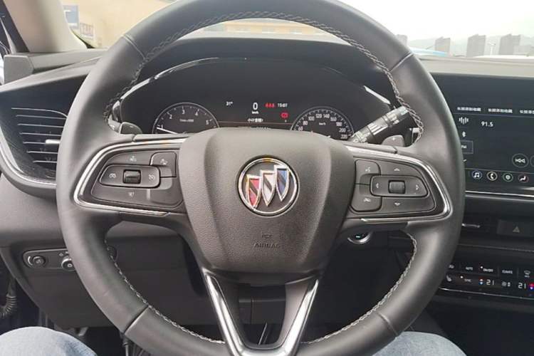 Used Buick Envision 2022 Encore S 552T Two-Wheel-Drive Luxury Model Steering Wheel