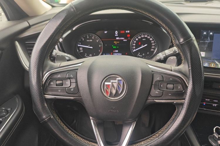 Used Buick Envision 2022 Facelift Encore Plus 552T Five-Seat Luxury Model Steering Wheel