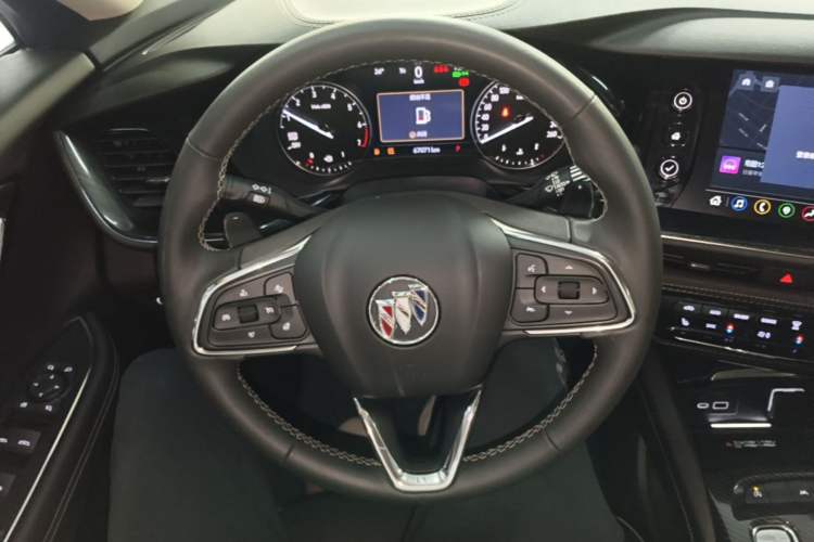 Used Buick Envision 2022 Encore Plus 652T Five-Seat Luxury Model Steering Wheel