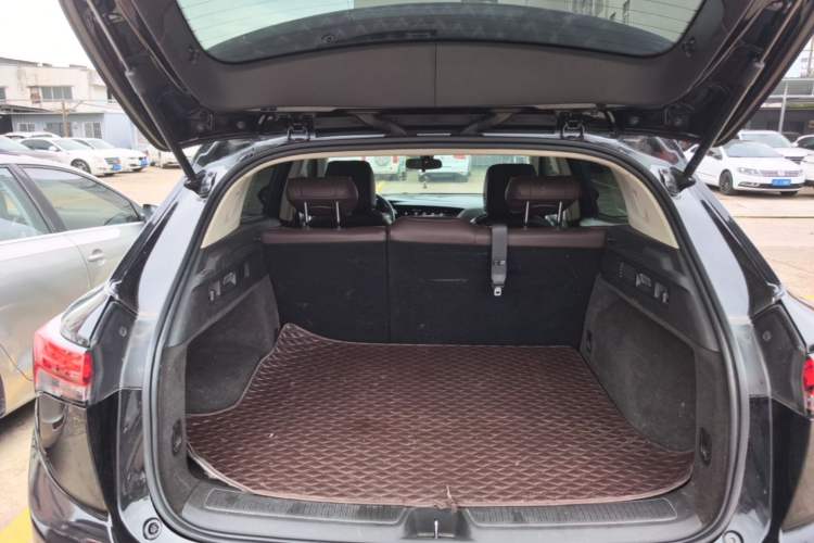 Used Buick Envision 2022 Encore S 552T Two-Wheel Drive Elite Model Trunk