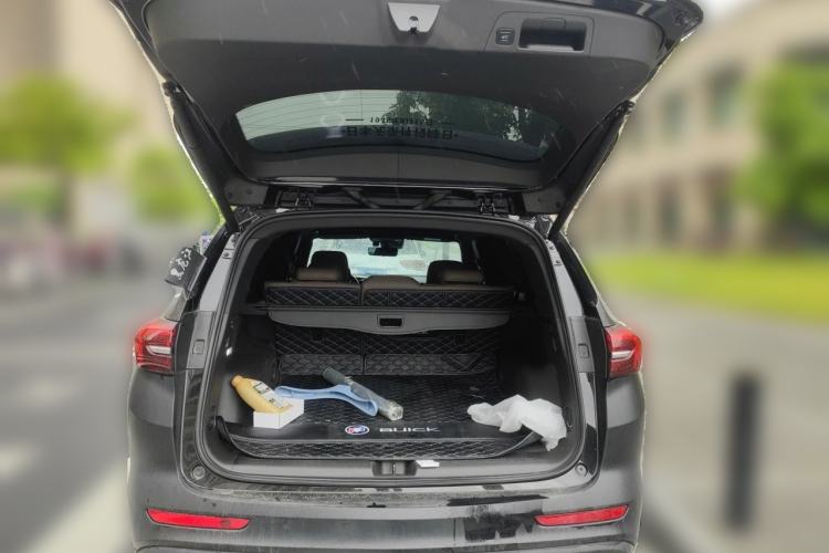 Used Buick Envision 2022 Encore Plus 652T Five-Seat Luxury Model Trunk