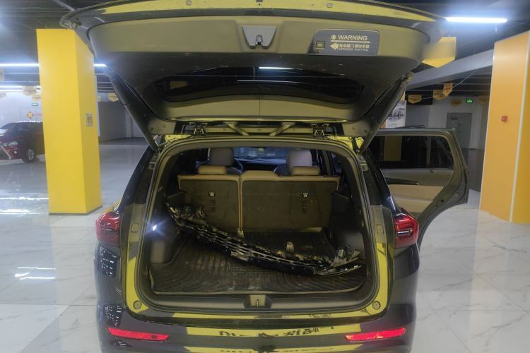 Used Buick Envision 2022 Encore Plus 652T Five-Seat Luxury Model Trunk