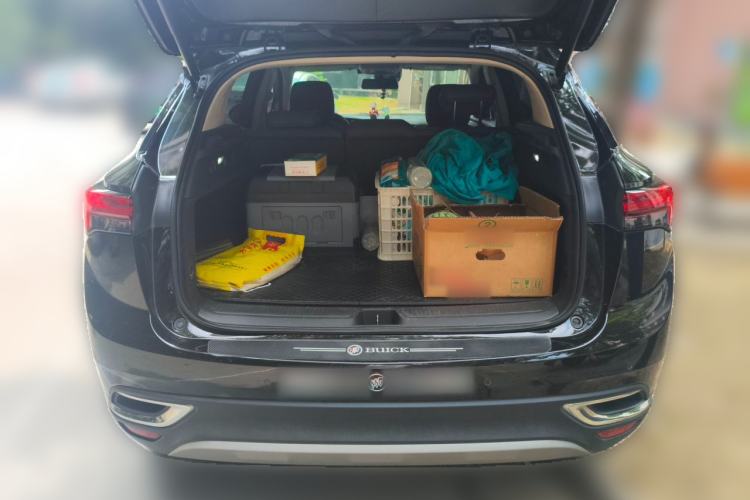 Used Buick Envision 2022 Facelift Encore S 552T Two-Wheel-Drive Luxury Model Trunk