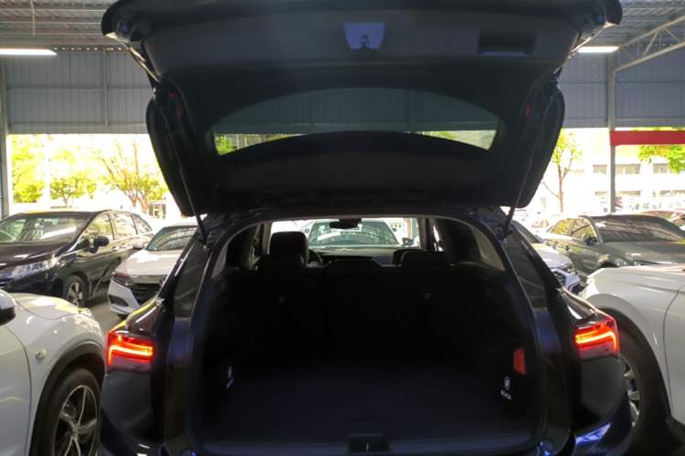 Used Buick Envision 2022 Encore S 552T Two-Wheel-Drive Luxury Model Trunk