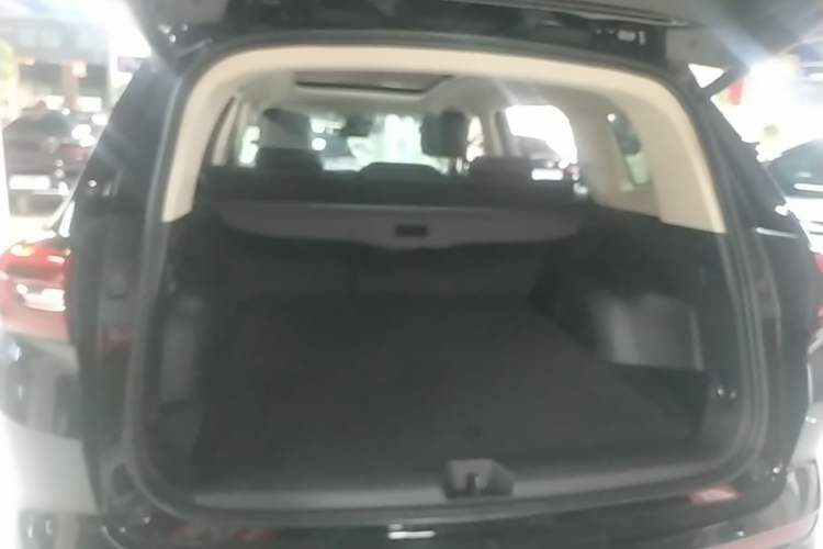 Used Buick Envision 2022 Encore Plus 652T Five-Seat Luxury Model Trunk