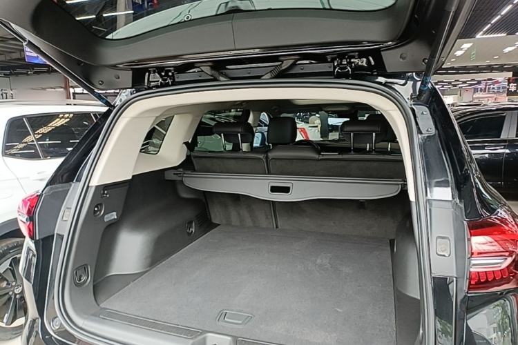 Used Buick Envision 2022 Encore Plus 552T Five-Seat Luxury Model Trunk