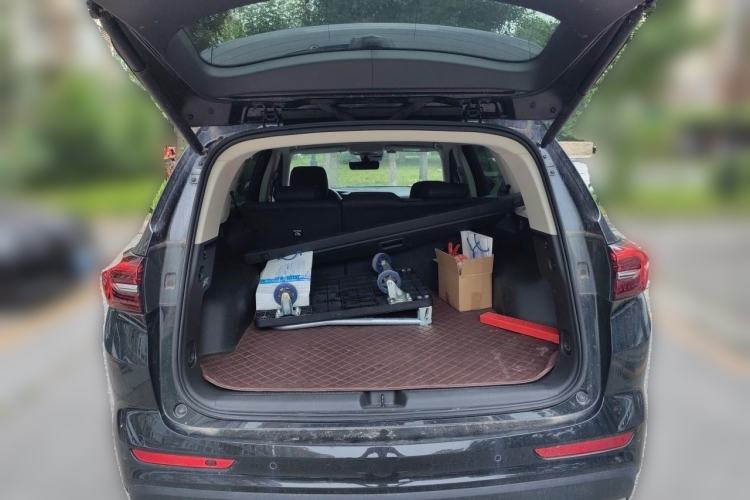 Used Buick Envision 2022 Encore Plus 652T Five-Seat Luxury Model Trunk