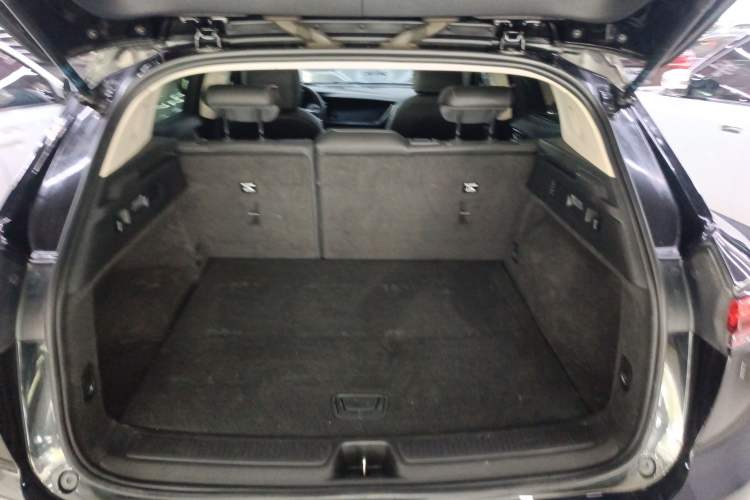 Used Buick Envision 2022 Encore S 552T Two-Wheel-Drive Luxury Model Trunk