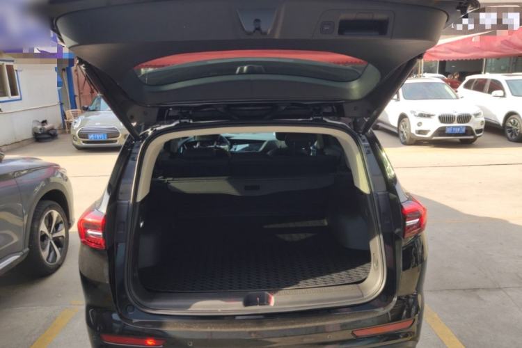 Used Buick Envision 2022 Encore Plus 652T Five-Seat Luxury Model Trunk