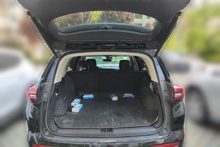 Used Buick Envision 2022 Encore Plus 652T Five-Seat Luxury Model Trunk