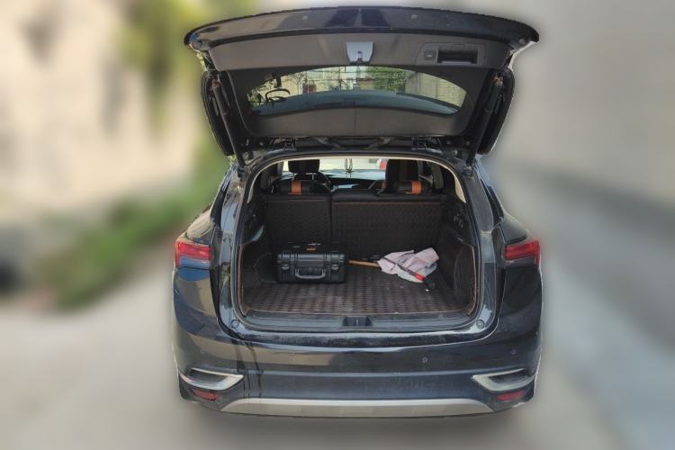 Used Buick Envision 2022 Encore S 552T Two-Wheel-Drive Luxury Model Trunk
