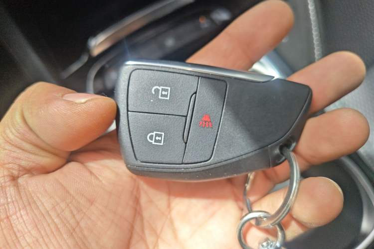 Used Buick Envision 2022 Encore S 552T Two-Wheel Drive Elite Model Vehicle Key
