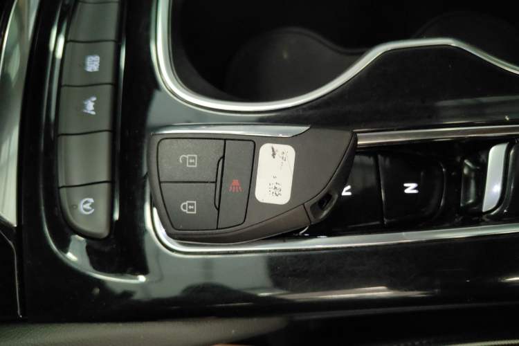 Used Buick Envision 2022 Facelift Encore S 552T Two-Wheel-Drive Luxury Model Vehicle Key