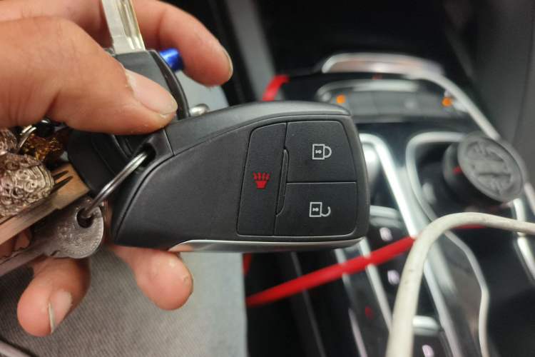 Used Buick Envision 2022 Encore S 552T Two-Wheel Drive Elite Model Vehicle Key
