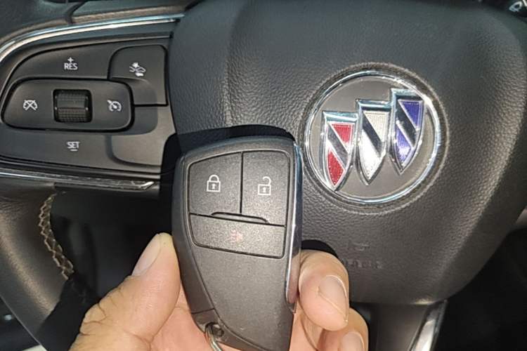Used Buick Envision 2022 Facelift Encore S 552T Two-Wheel-Drive Luxury Model Vehicle Key