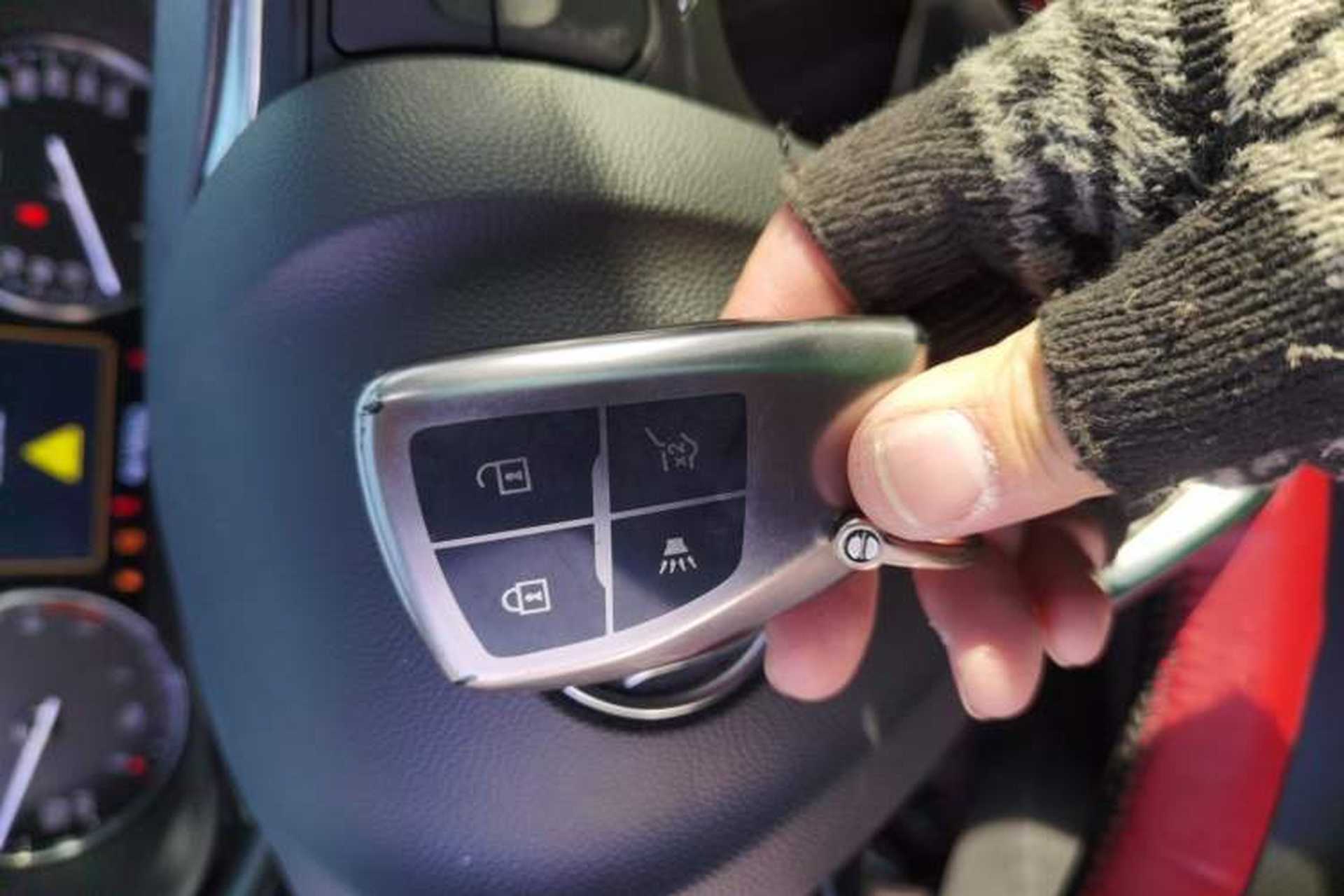Used Buick Envision 2022 Facelift Encore S 652T Two-Wheel-Drive Luxury Model Vehicle Key