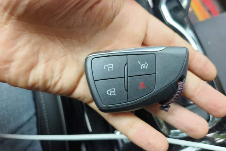 Used Buick Envision 2022 Encore Plus 652T Five-Seat Luxury Model Vehicle Key