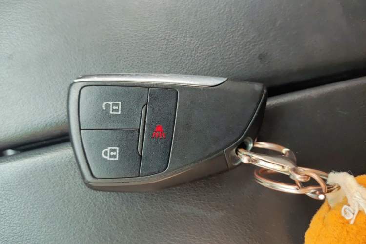 Used Buick Envision 2022 Encore Plus 552T Five-Seat Luxury Model Vehicle Key