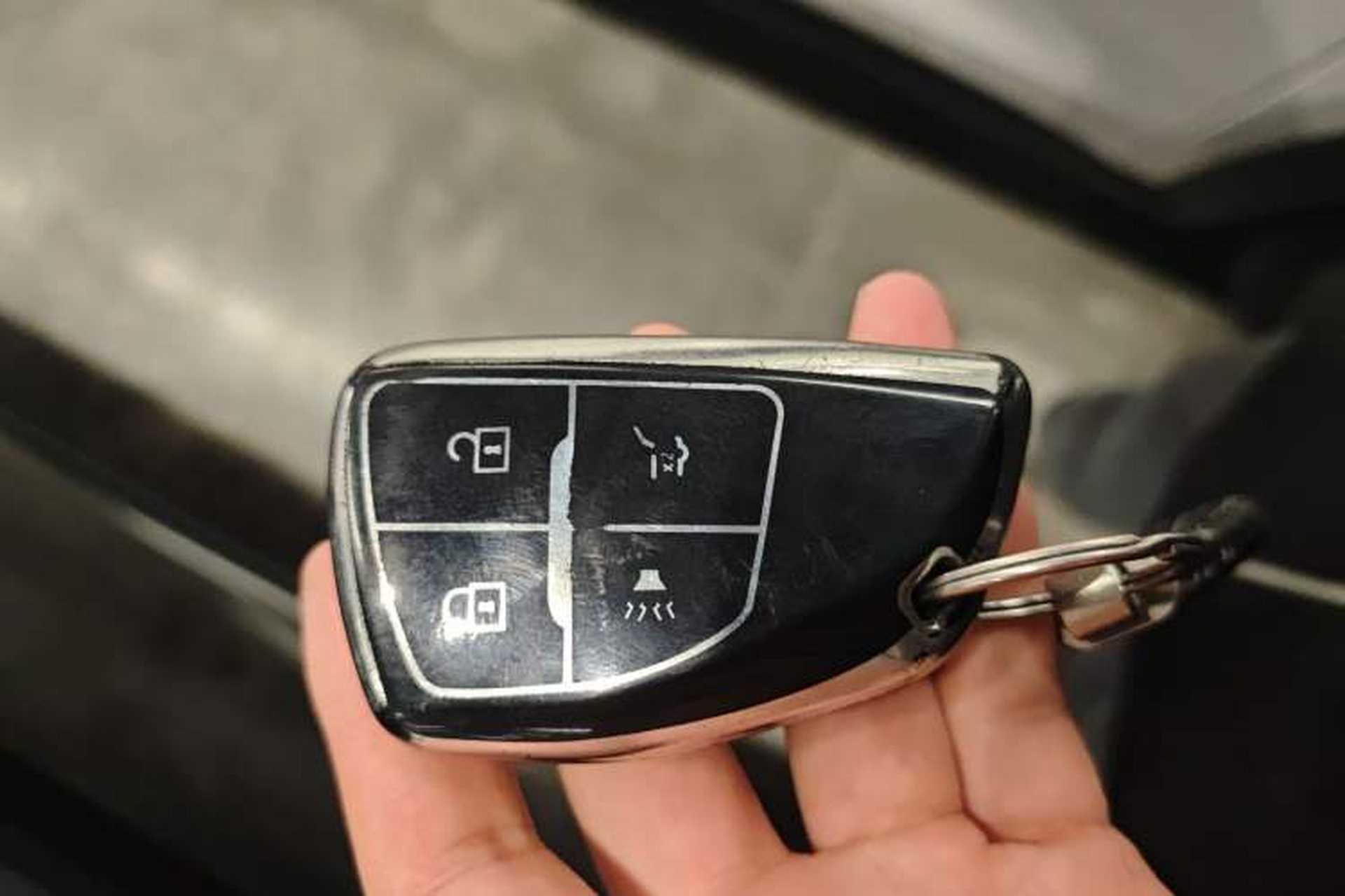 Used Buick Envision 2022 Encore Plus 652T Five-Seat Luxury Model Vehicle Key