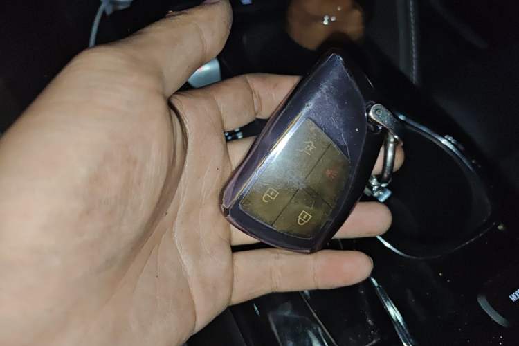 Used Buick Envision 2022 Encore Plus 652T Five-Seat Luxury Model Vehicle Key