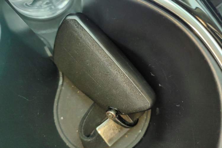 Used Buick Envision 2022 Encore S GS Two-Wheel Drive Smart Sport Model Vehicle Key