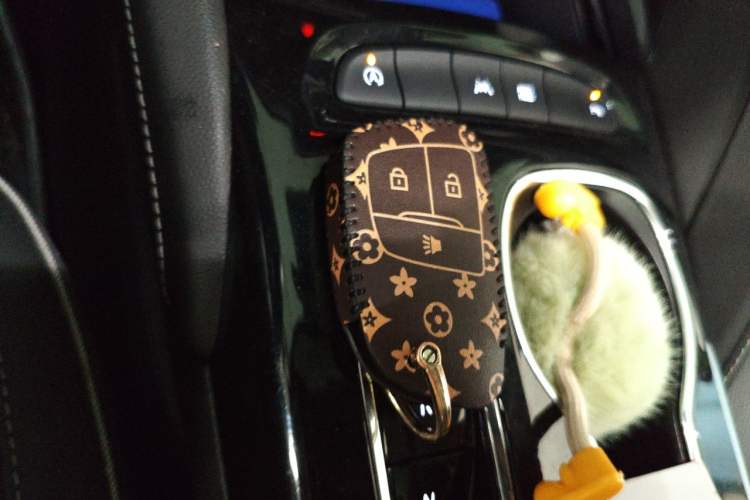 Used Buick Envision 2022 Facelift Encore S 552T Two-Wheel-Drive Luxury Model Vehicle Key
