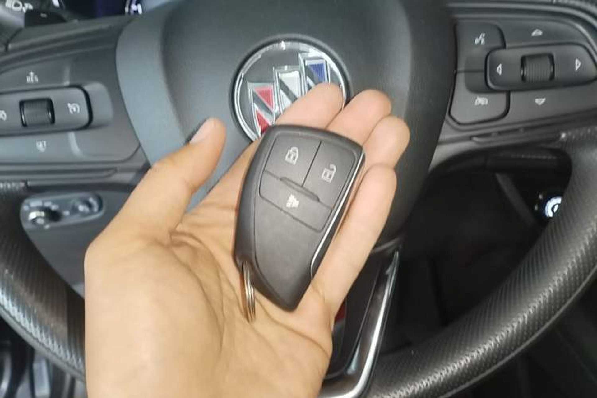 Used Buick Envision 2022 Encore S 552T Two-Wheel Drive Elite Model Vehicle Key