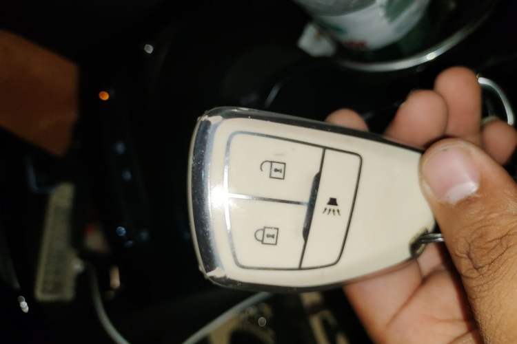 Used Buick Envision 2022 Facelift Encore S 552T Two-Wheel-Drive Luxury Model Vehicle Key