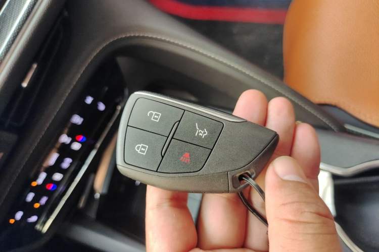 Used Buick Envision 2022 Encore S 552T Two-Wheel-Drive Luxury Model Vehicle Key